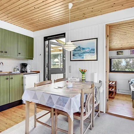 Prázdninový dům 3 Bedroom Awesome In Hørve